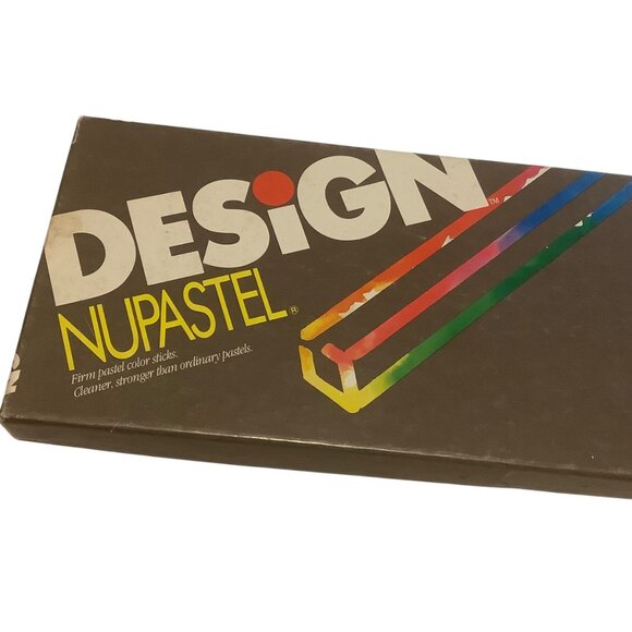 Vtg Design NuPastel 24 Color Assorted Firm Pastel Color Sticks MISSING 1 Color - Picture 2 of 7